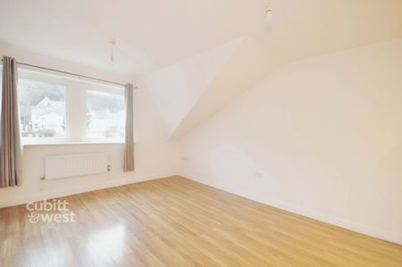 2 bedroom flat to rent - Photo 5