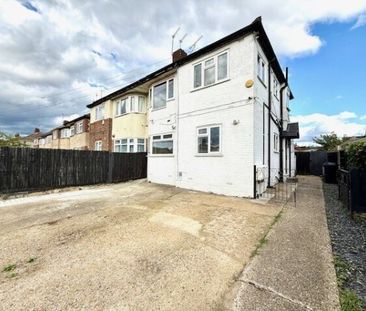 Calne Avenue, Ilford, IG5, Property for rent - Photo 4