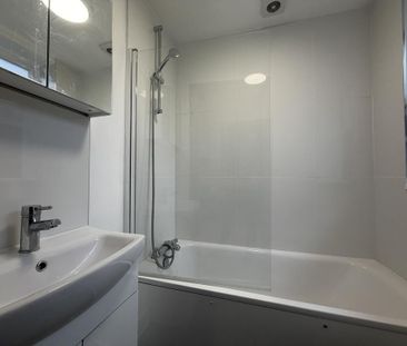 Studio to rent - Photo 6