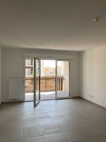 Location Appartement 2 pièces 43m² - Photo 2