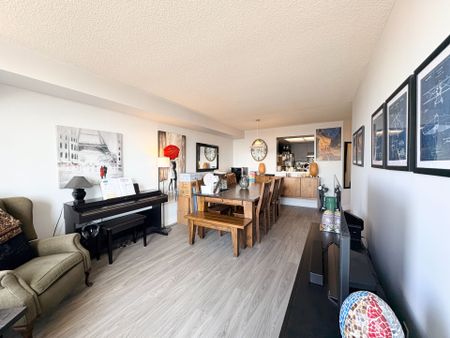 For Lease - 1001 Cedarglen Gate Unit# 522, Mississauga, Ontario - Photo 2