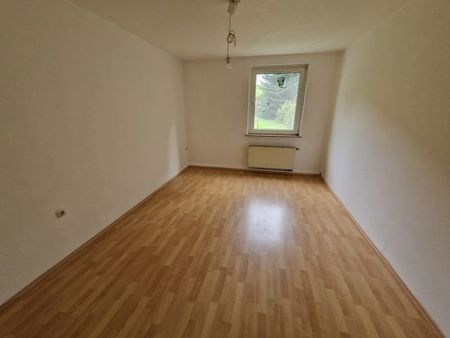 SCHADE HAUSVERWALTUNG - Gepflegte 2-Zimmerwohung in Lüdenscheid zu vermieten! - Photo 3