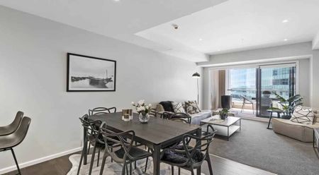 Two bedroom, Two bathroom on SPLIT LEVEL - FUR... - Photo 3