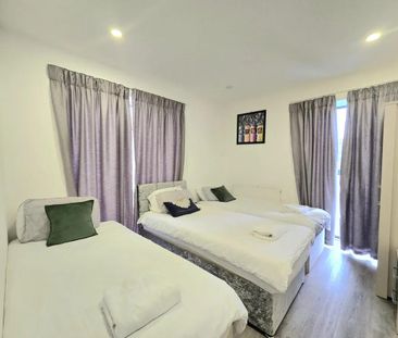 Butchers Road, London - Photo 6