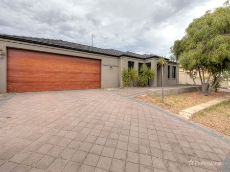 8A Monterey Street, Nollamara WA 6061 - Photo 2