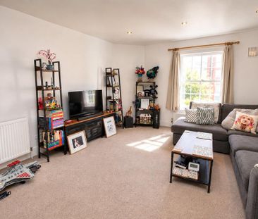 2 bedroom maisonette to rent - Photo 3