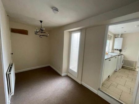 2 bedroom house to rent - Photo 2