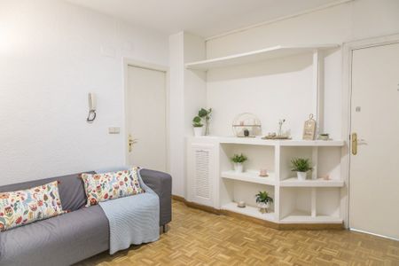 Beautiful cozy room in Paseo Delicias - Photo 4