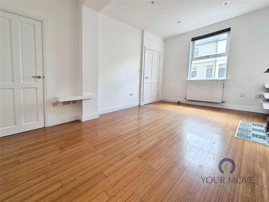 2 bedroom terraced house to rent - Photo 1