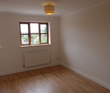 Excellently Presented 2 Bedroom House to Let in Banbury - Photo 1