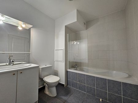 Location Appartement 1 pièce 33m² BESANCON 25000 - Photo 4