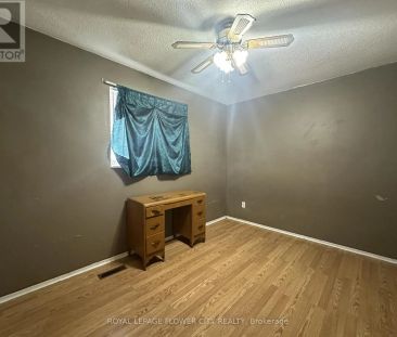 42 MONTJOY CRESCENT - Photo 5