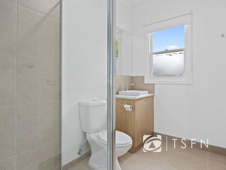 Great location in popular Flora Hill - Photo 4