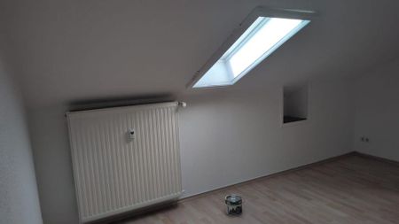 unsere moderne, schöne 3-Zi-Single-DG-Wohnung mit großem Balkon - Photo 2