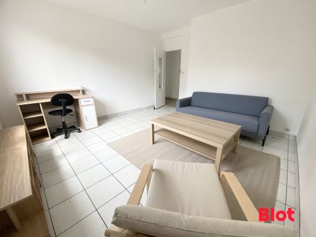 Location Appartement 4 pièces 67m² RENNES 35000 - Photo 2