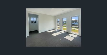 Your Dream Rental Awaits at 30 Kumara Drive, Manor Lakes to call home - Photo 3