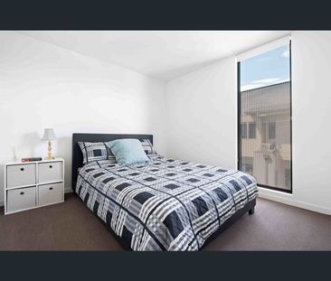 208/233 Dandenong Road, Prahran, Vic 3181 - Photo 2