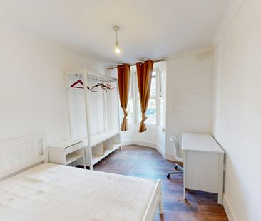 Flat to rent on - Photo 3