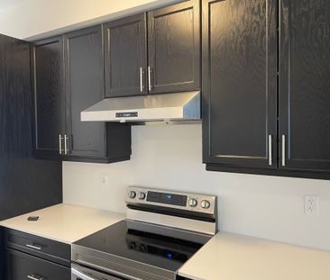 For Lease - 290 Equestrian Way Unit# 21, Cambridge, Ontario - Photo 6