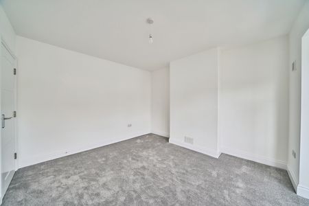 Park Lane, Harrow, HA2 8NN - Photo 3