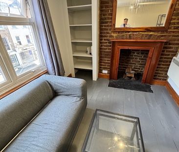 1 Bed Flat, Parkway, NW1 - Photo 2