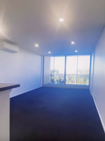 2 bed 2 baths - Photo 3