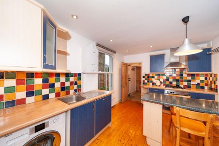 2 bedroom flat to rent - Photo 4