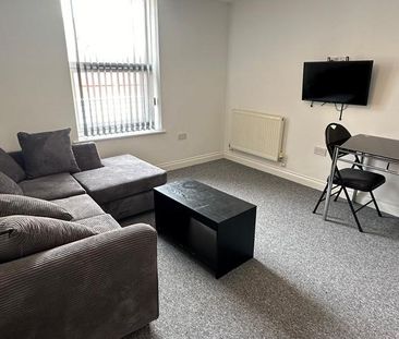 2 bedroom house share to rent - Photo 1