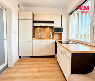 Pronájem bytu 1+1 32 m², Zd. Petříka 3001, Kladno - Photo 1