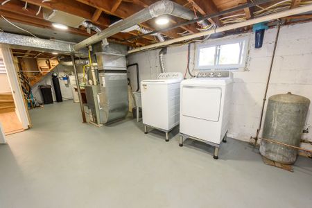 For Lease - 250 Ashley Street, Belleville, Ontario - Photo 3