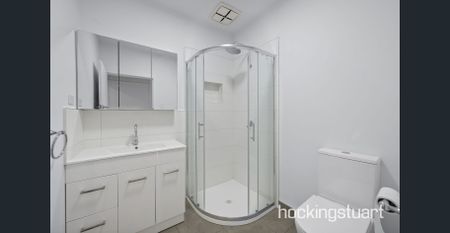 Beautifully Presented Family Home In Central Reservoir Location - Photo 5