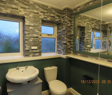 3 bedroom terraced house to rent - Photo 6