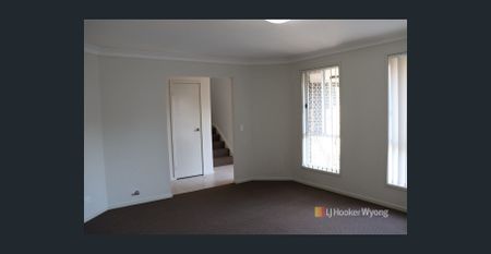 Charming Townhouse in Hamlyn Terrace - Photo 4