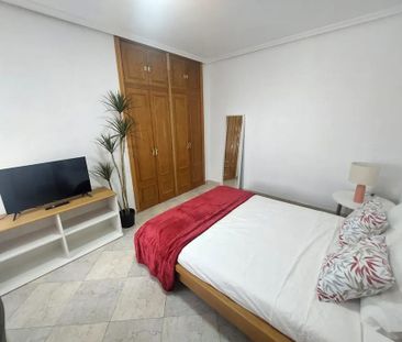 Calle Sanz Raso, Madrid, Community of Madrid 28038 - Photo 1