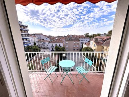 Location Appartement 1 pièce 27m² CANNES 06400 - Photo 3