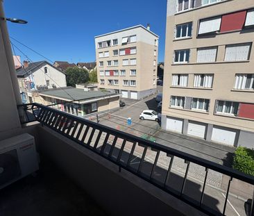 Appartement à louer - Photo 2