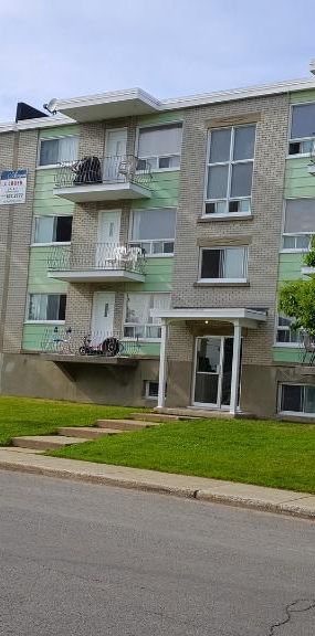 Grand 5 1/2 à louer pour février - Photo 1