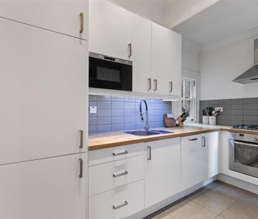 Greencroft Gardens, South Hampstead, London - Photo 6