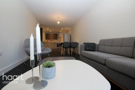 2 bedroom apartment to rent - Photo 3