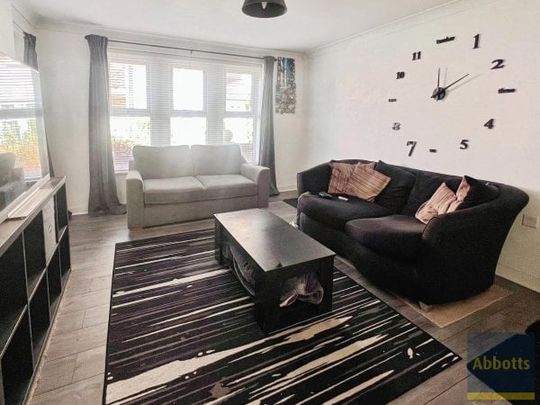 Bell Close, Laindon - Photo 1