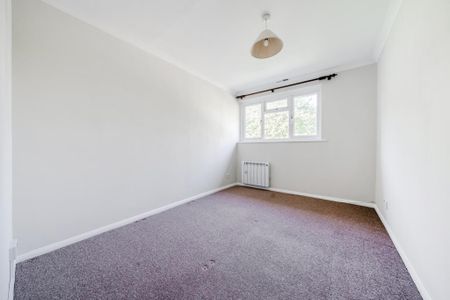 2 bedroom maisonette to rent - Photo 5
