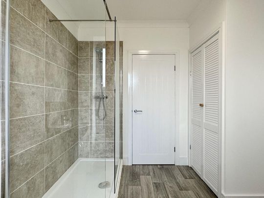 2 bedroom terraced house to rent - Photo 1