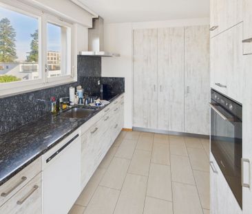 Appartement moderne et lumineux de 3.5 pièces avec balcon et piscine - Photo 4