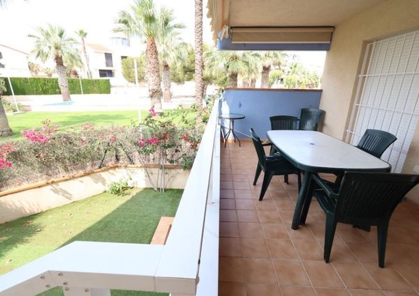 Apartamento bajo en Aguamarina.