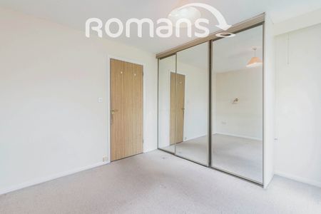 2 bedroom terraced to rent - Photo 3