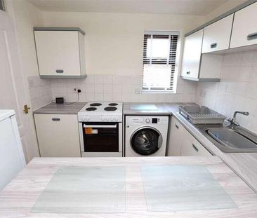 Aylewyn Green, Kemsley, Sittingbourne, ME10 - Photo 5