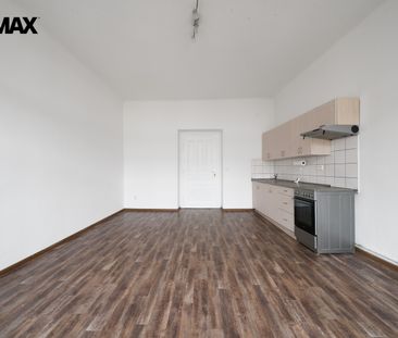 Pronájem bytu 2+kk v osobním vlastnictví 53 m², Hronov - Фото 1