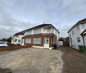 3 bedroom semi-detached house to rent - Photo 4