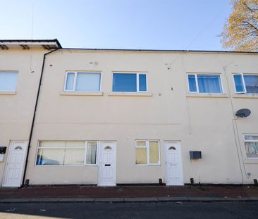 Flat to rent in Humbert Street, Jarrow, NE32 - Photo 2