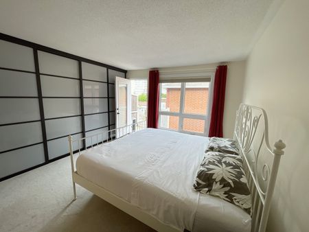 525 Lisgar unit 11, 2 bedrooms 2 bathroom Terrace Home - Photo 3
